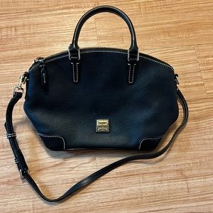 Dooney & Bourke black crossbody